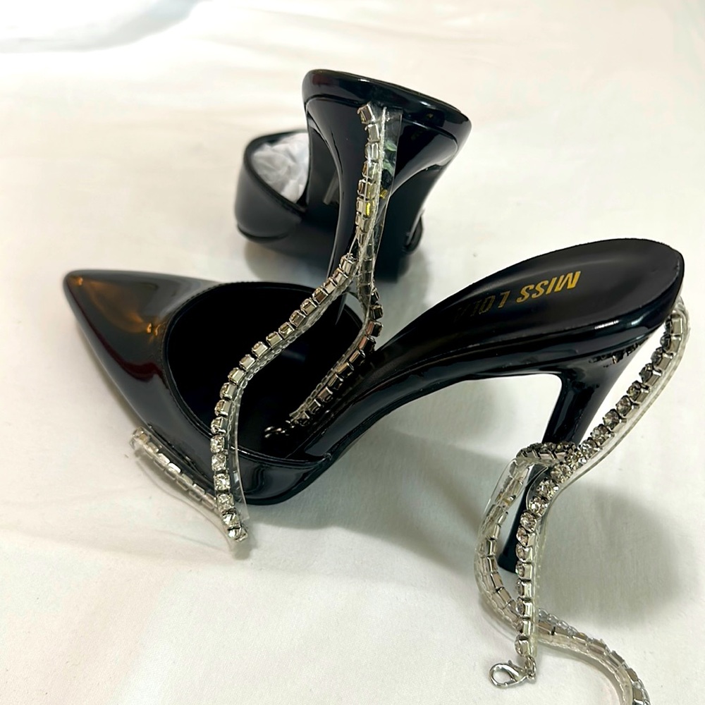 HEIGHT 4.5" TRUE TO SIZE ADJUSTABLE AROUND ANKLE CHAIN LINK CLOSURE ANKLE STRAP